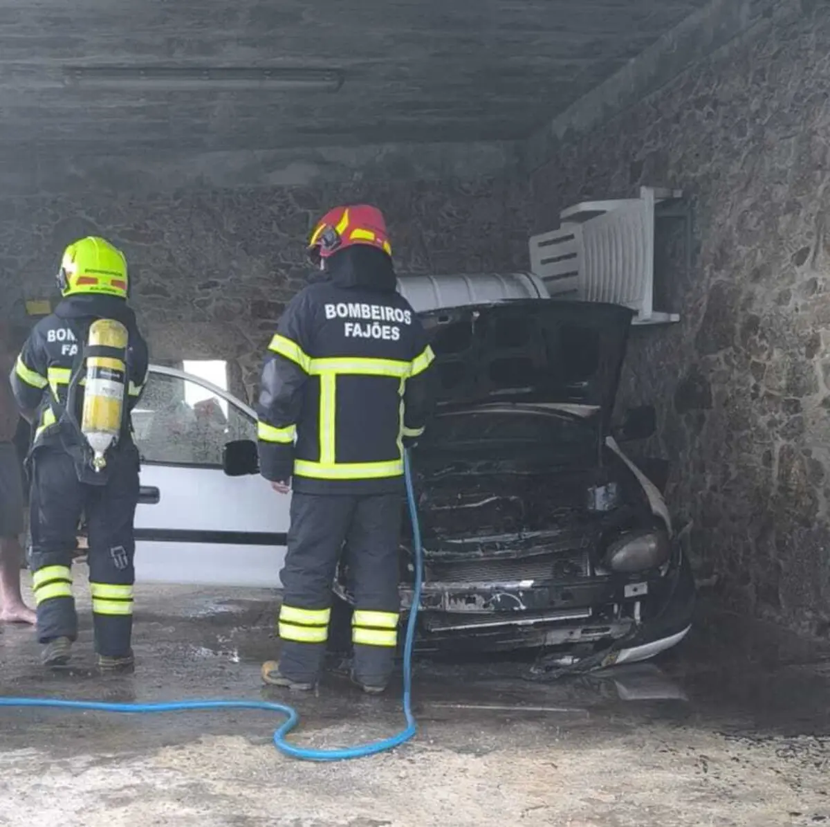 De acordo com fonte dos bombeiros, não há registo de vítimas