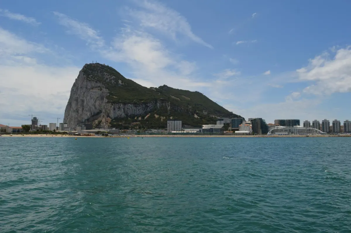 Gibraltar, território britânico localizado ao Sul de Espanha, no Mediterrâneo