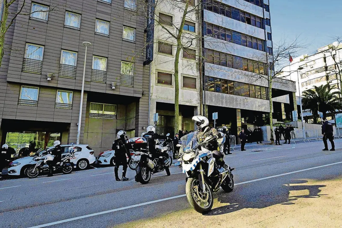 Edifício da Rua de Camões, do Juízo de Instrução Criminal e do DIAP
