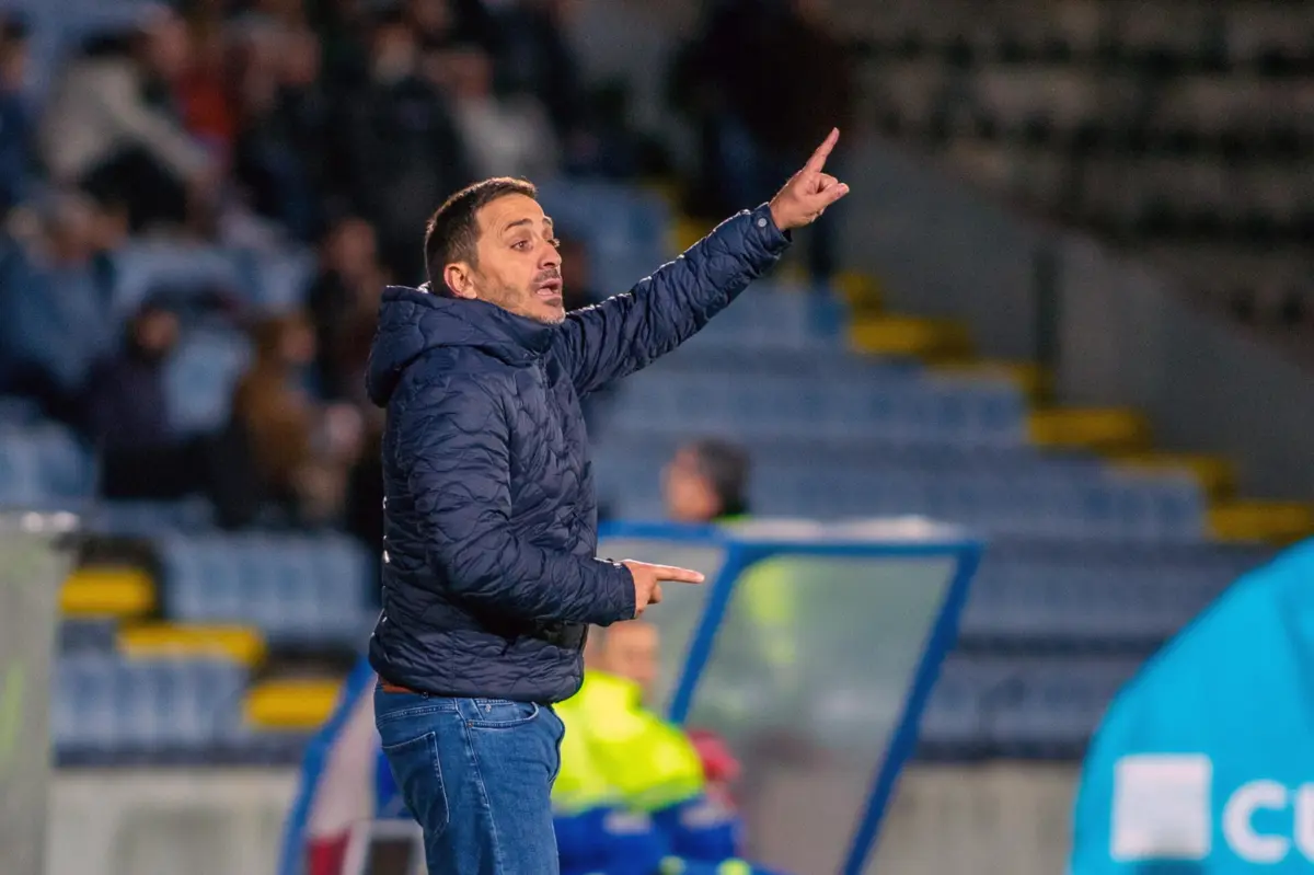 Vasco Matos, treinador do Santa Clara