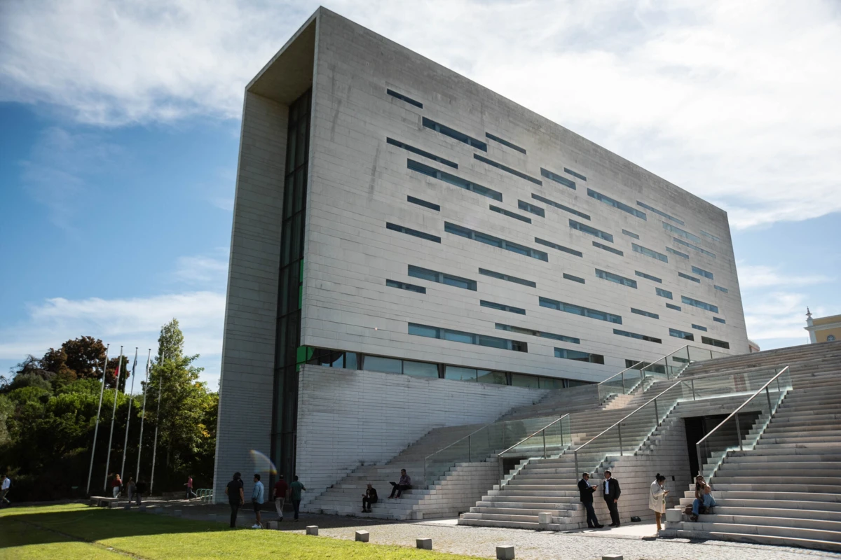 Governo garante que reforço acautela impacto do aumento das despesas com salários