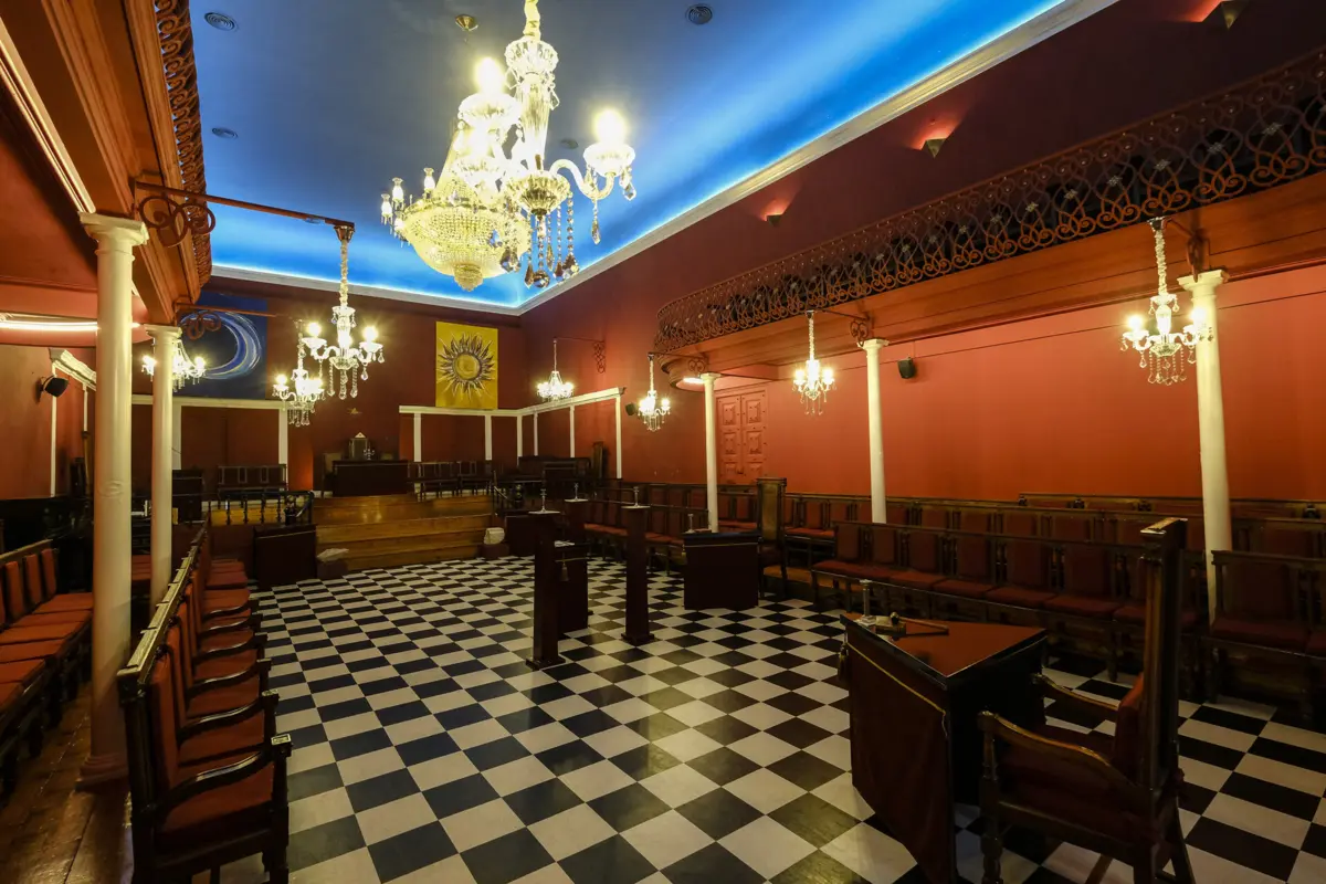 Vaticano diz que membros da maçonaria não podem pertencer à Igreja