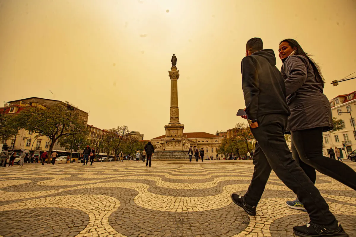 Atenção deve ser redobrada para crianças e idosos, diz a DGS