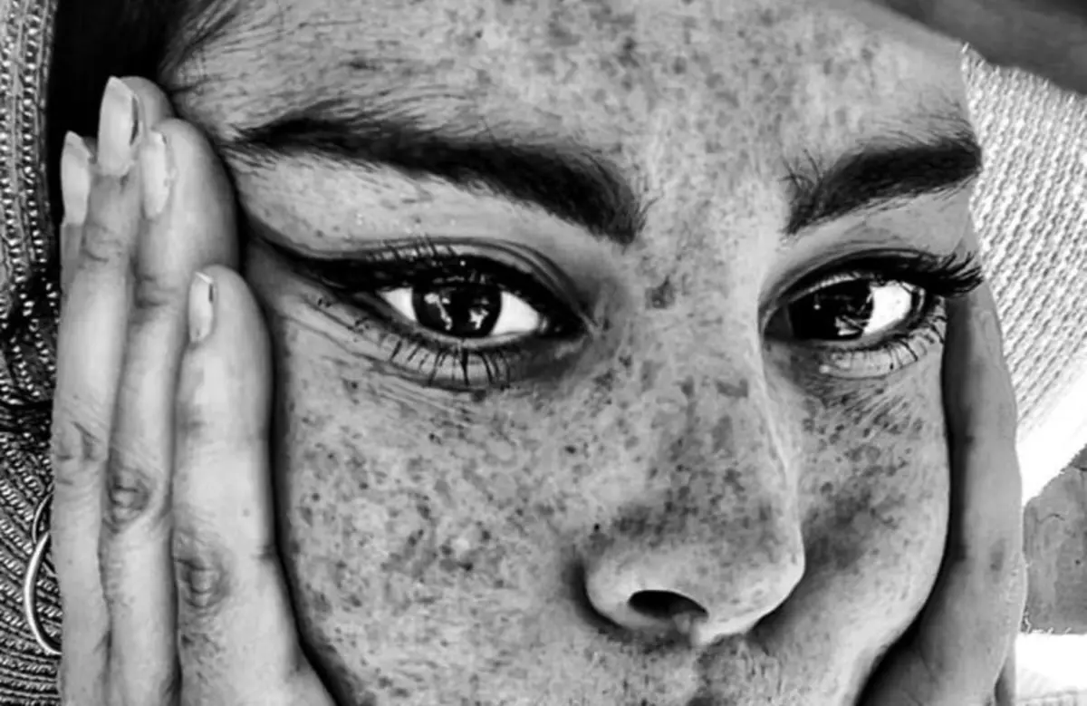 Peça consiste num relato confessional da personagem ligada à famiguerada Guerra de Troia