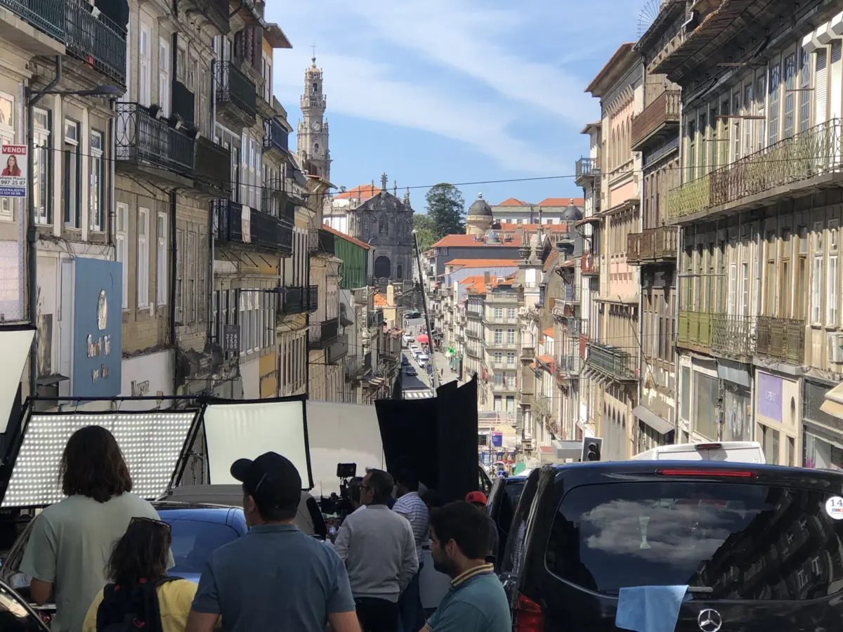 Rodagem de “Jailed”, do cineasta indiano Vishnu Vardhan, arrancou esta terça-feira na Rua 31 de Janeiro, no Porto