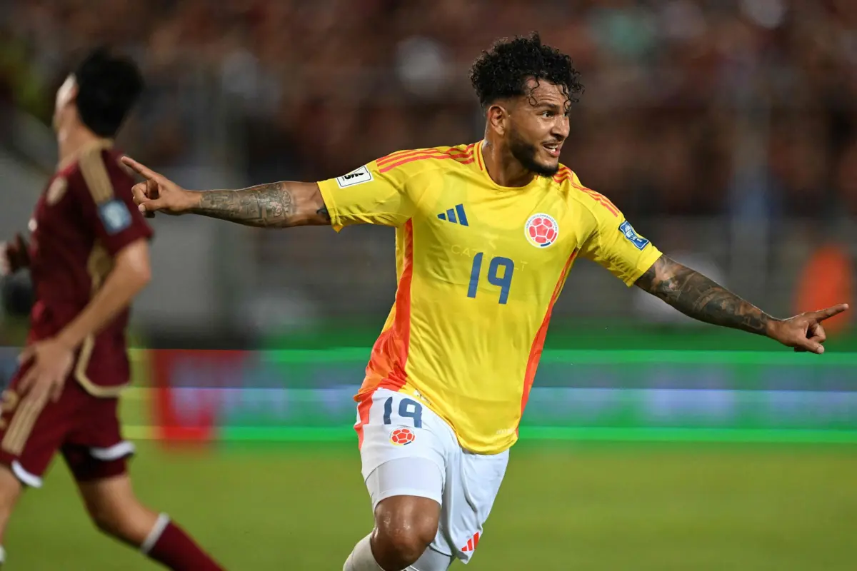 Sportinguista Luis Suárez brilhou na goleada da Colômbia