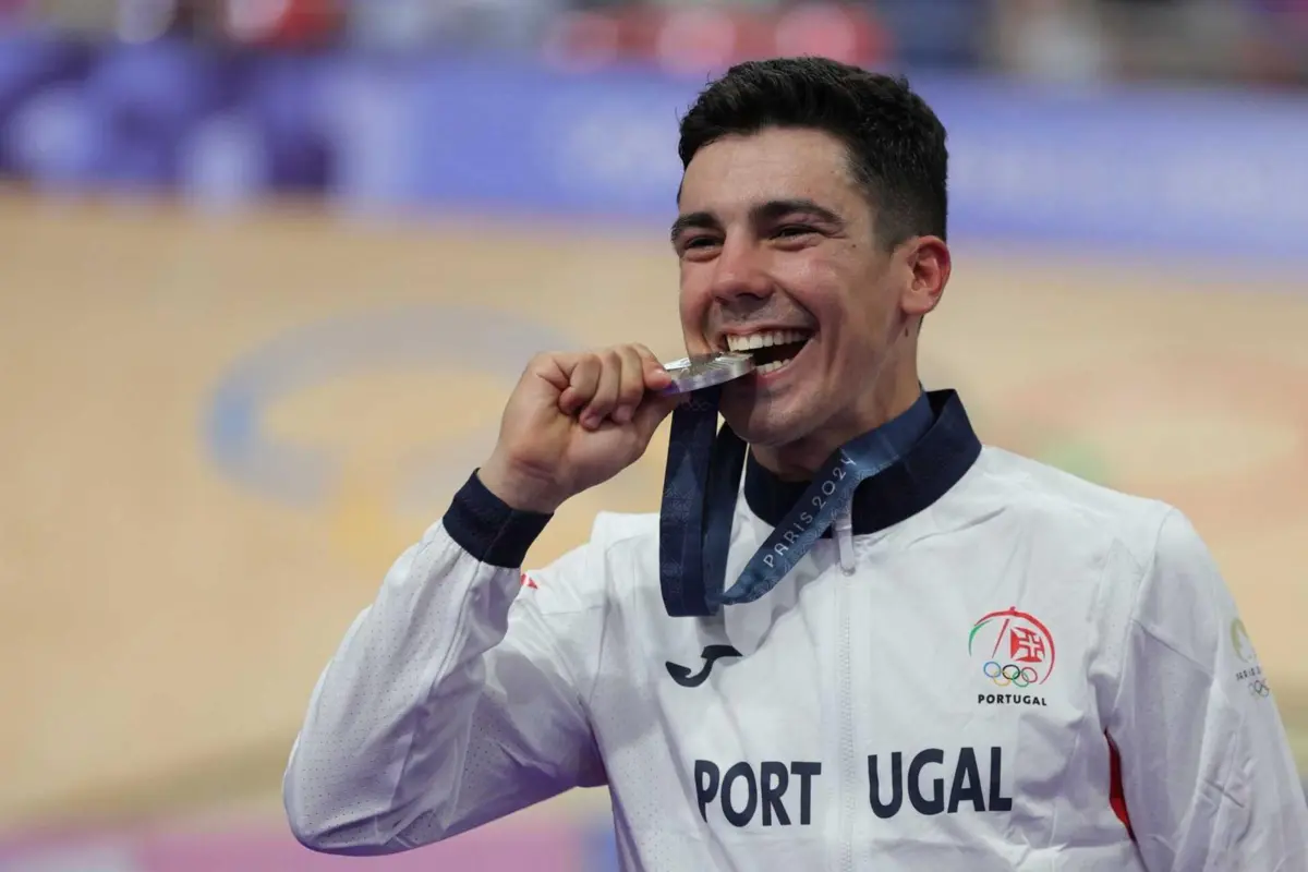 Iuri Leitão junta título europeu à medalha de prata em Paris 2024 em omnium