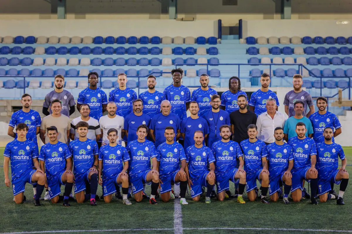 PLANTEL Guarda-redes: Vítor Feltes e Francisco Martins Defesas: Vítor Leão, Paulinho, Pedro Moreira, Preto, Rui Marques, Xicão e Pedro Fernandes Médios: Igor, Hélder, Rafa, Bubacar, Damas, Ailson, Vaqueiro e Ribei