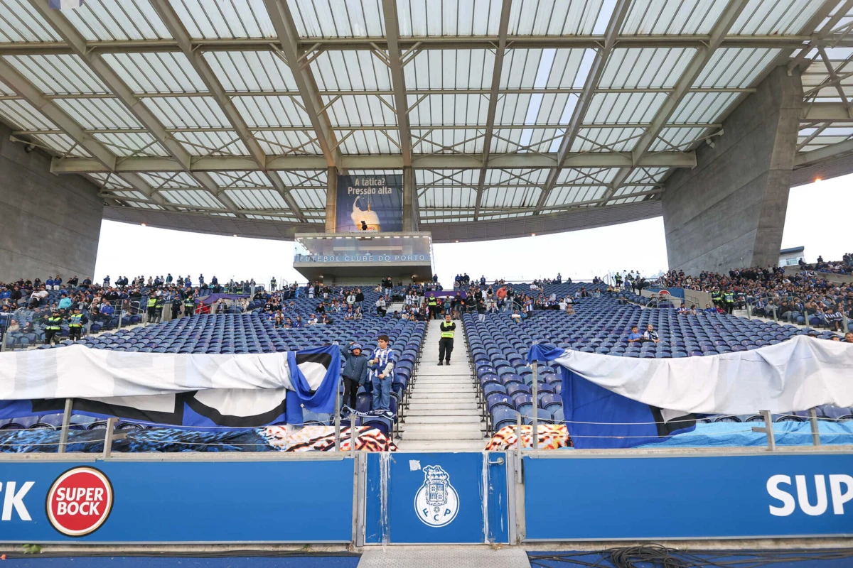 Época passada teve momentos atribulados para os Super Dragões