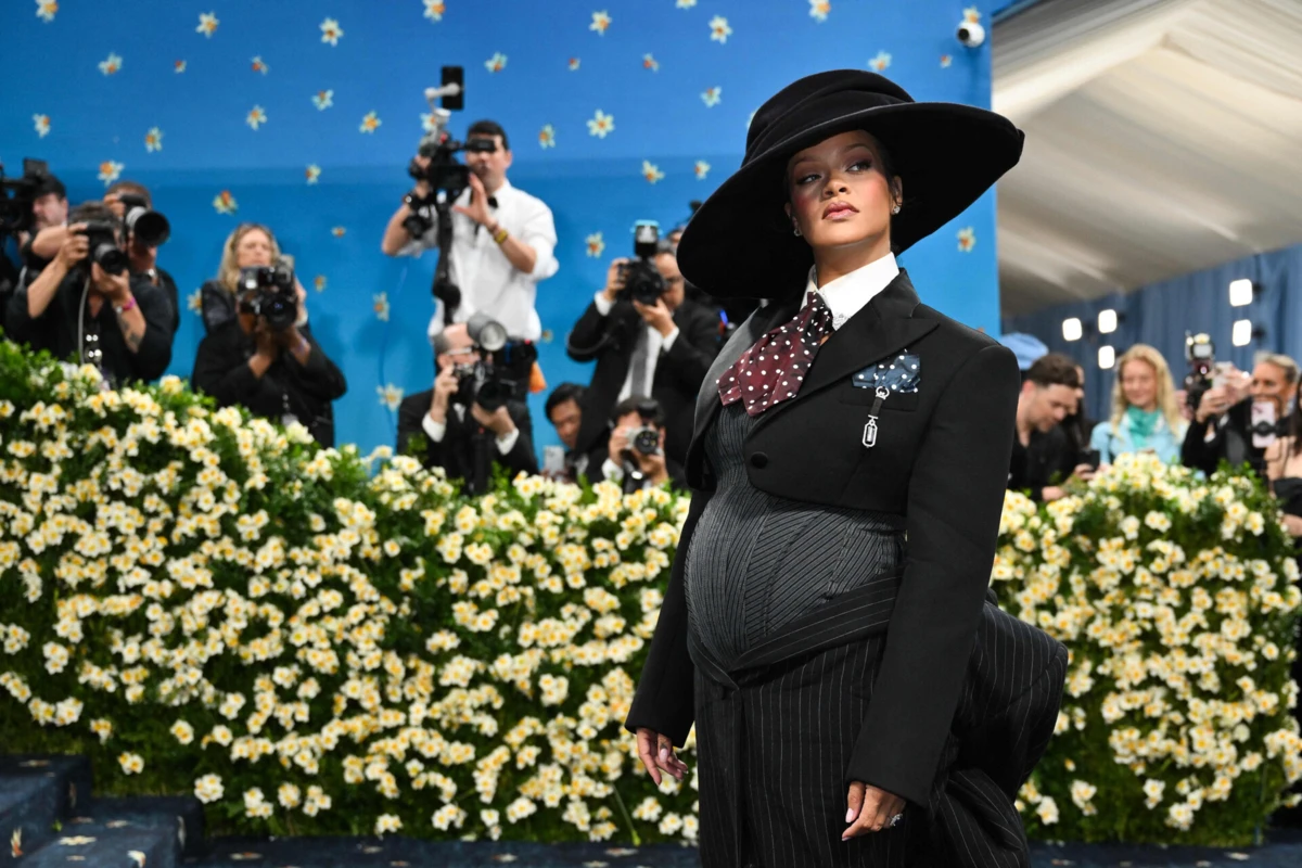 Rihanna na passadeira da Met Gala
