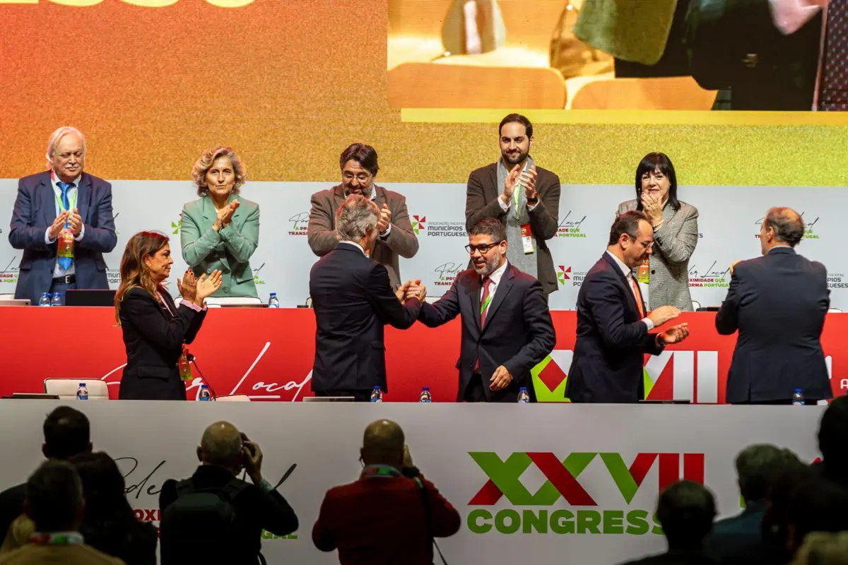 Há uma nova equipa de autarcas a liderar a ANMP, a começar por Pedro Pimpão na presidência