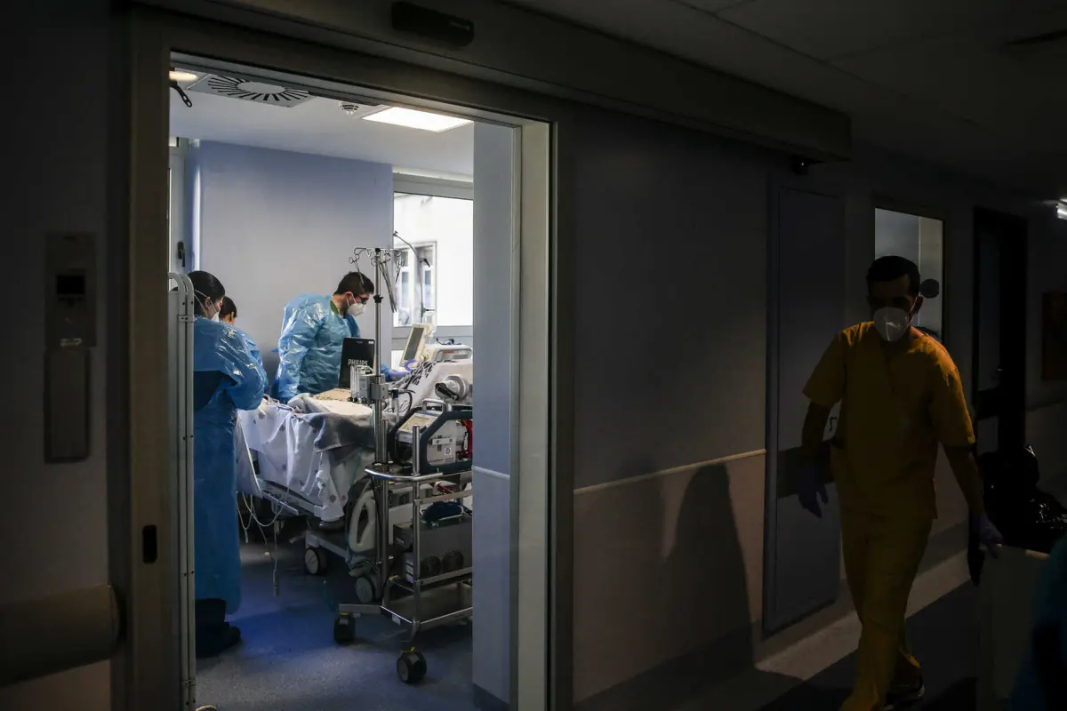 Aumento do uso de antibióticos de largo espectro nos hospitais faz crescer resistências