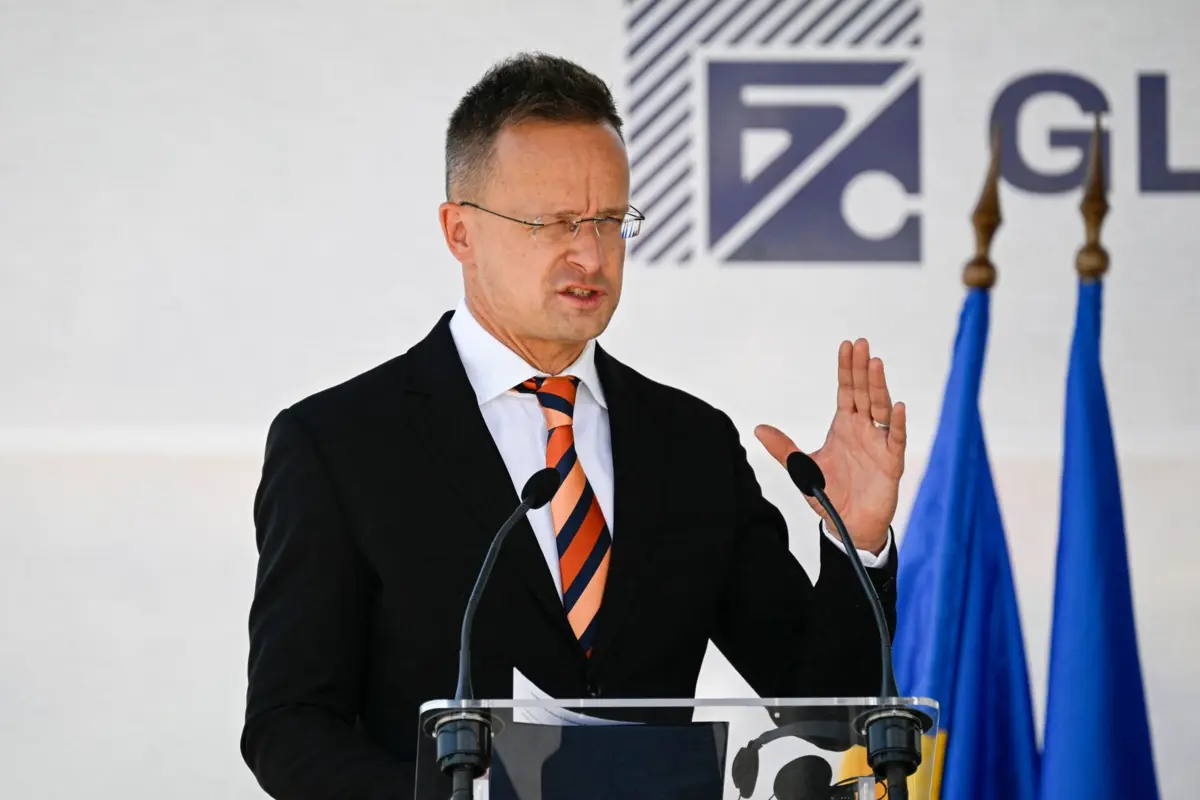 O ministro dos Negócios Estrangeiros húngaro, Peter Szijjarto