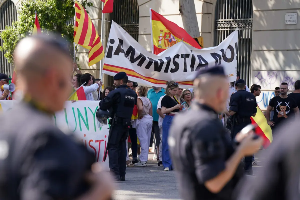 Polícia catalã não pediu os reformos disponibilizados pelo Ministério da Administração Interna espanhol