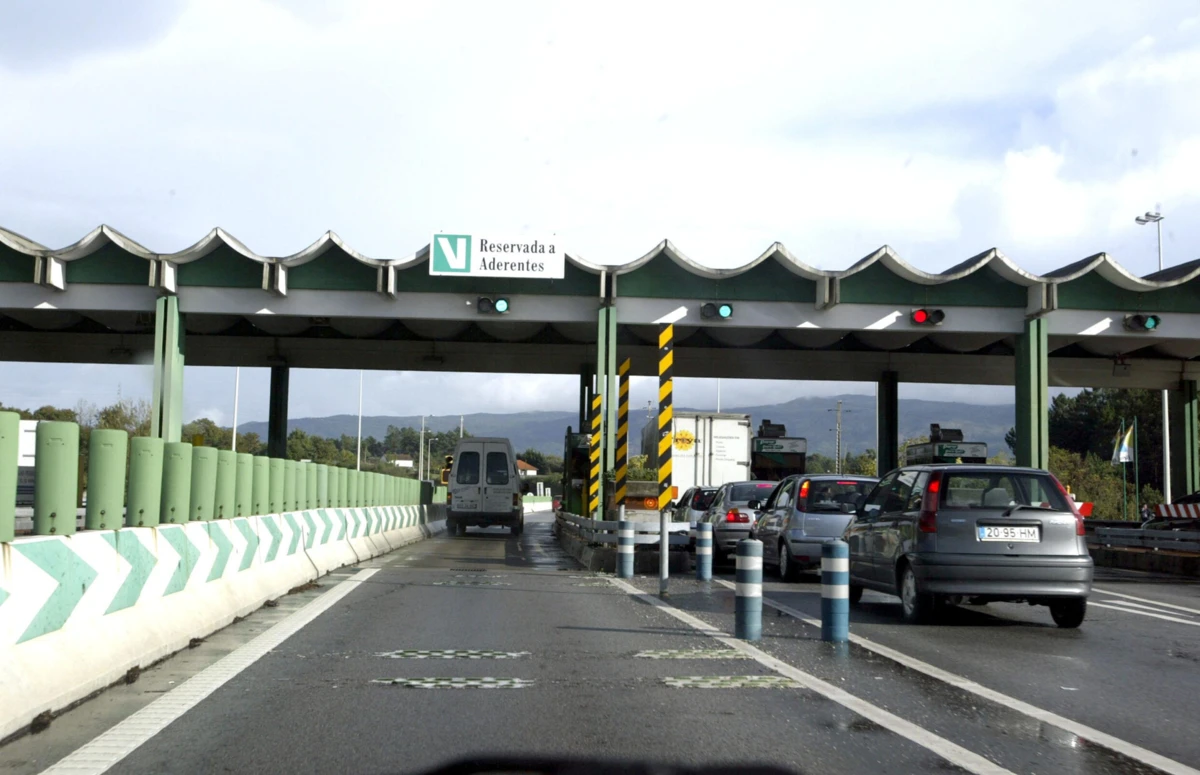 Haverá atualização em 52 das 93 taxas de portagem na rede de autoestradas sob concessão da Brisa