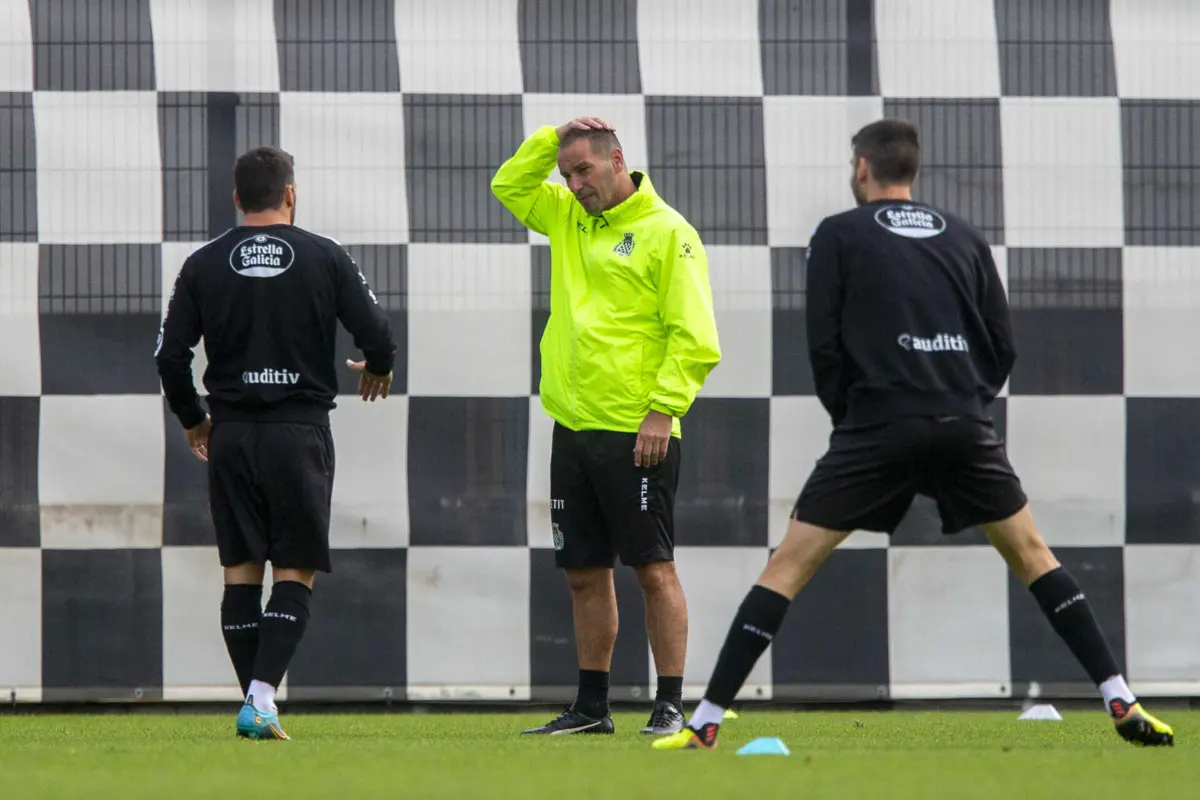 Petit prepara a equipa para a próxima partida da Liga com o Moreirense. Apesar das adversidades financeiras, o Boavista segue no quarto lugar do campeonato