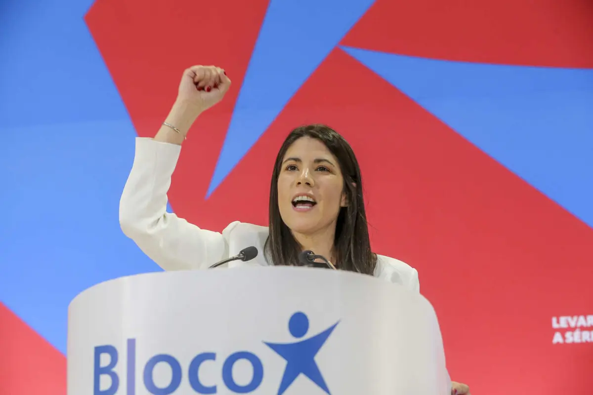 Imagem de contexto do artigo BE vai propor salário mínimo de 900 euros em 2024