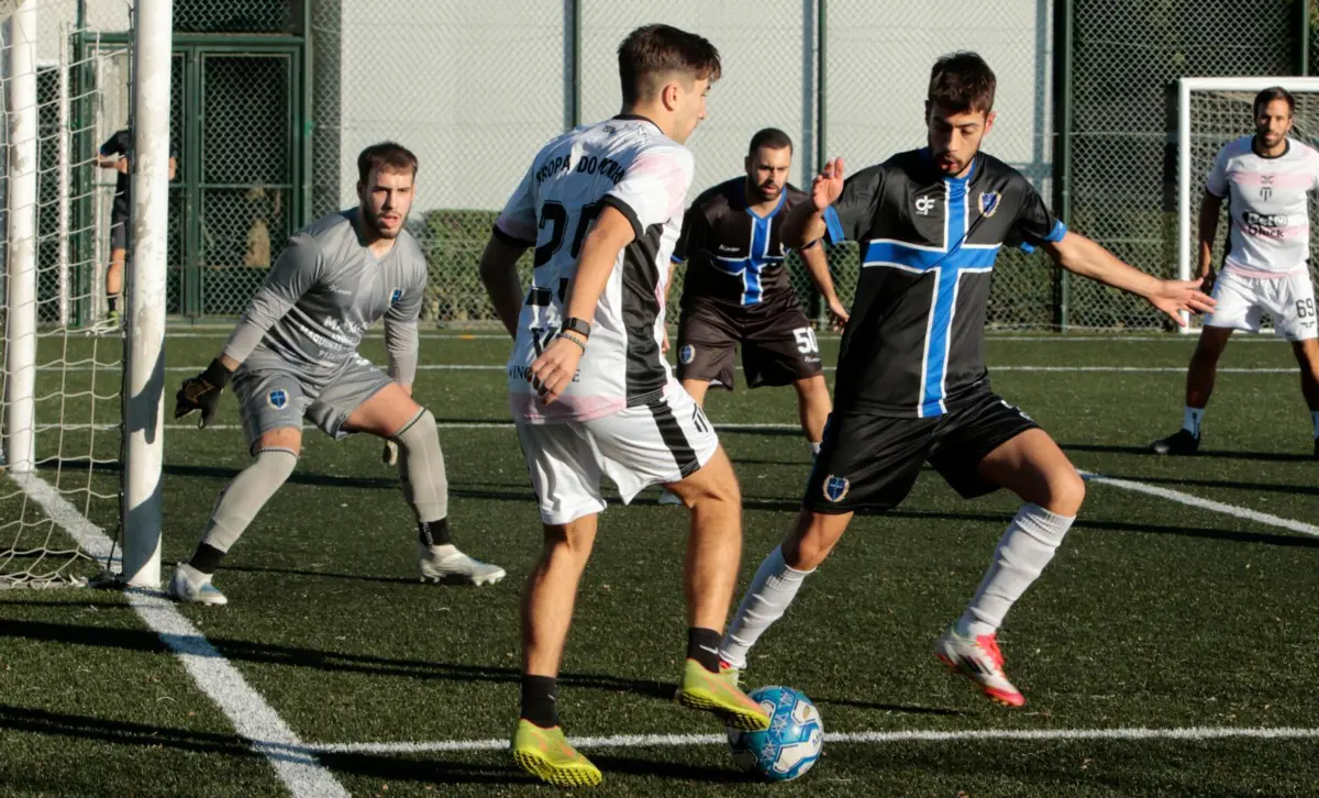 Muitos jogadores desistiram do futebol de 11 para jogar futebol de 7