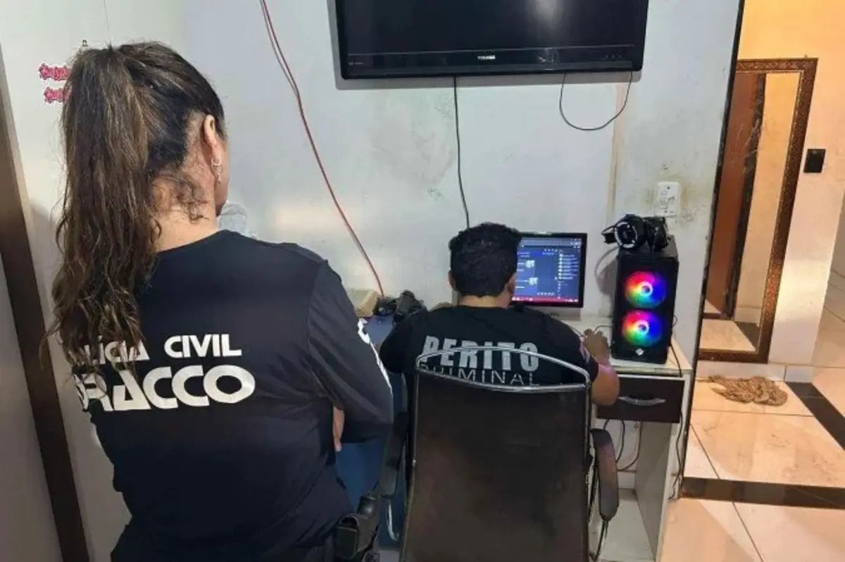 Imagem de contexto do artigo Rapaz de 14 anos liderava rede de crimes de ódio contra menores