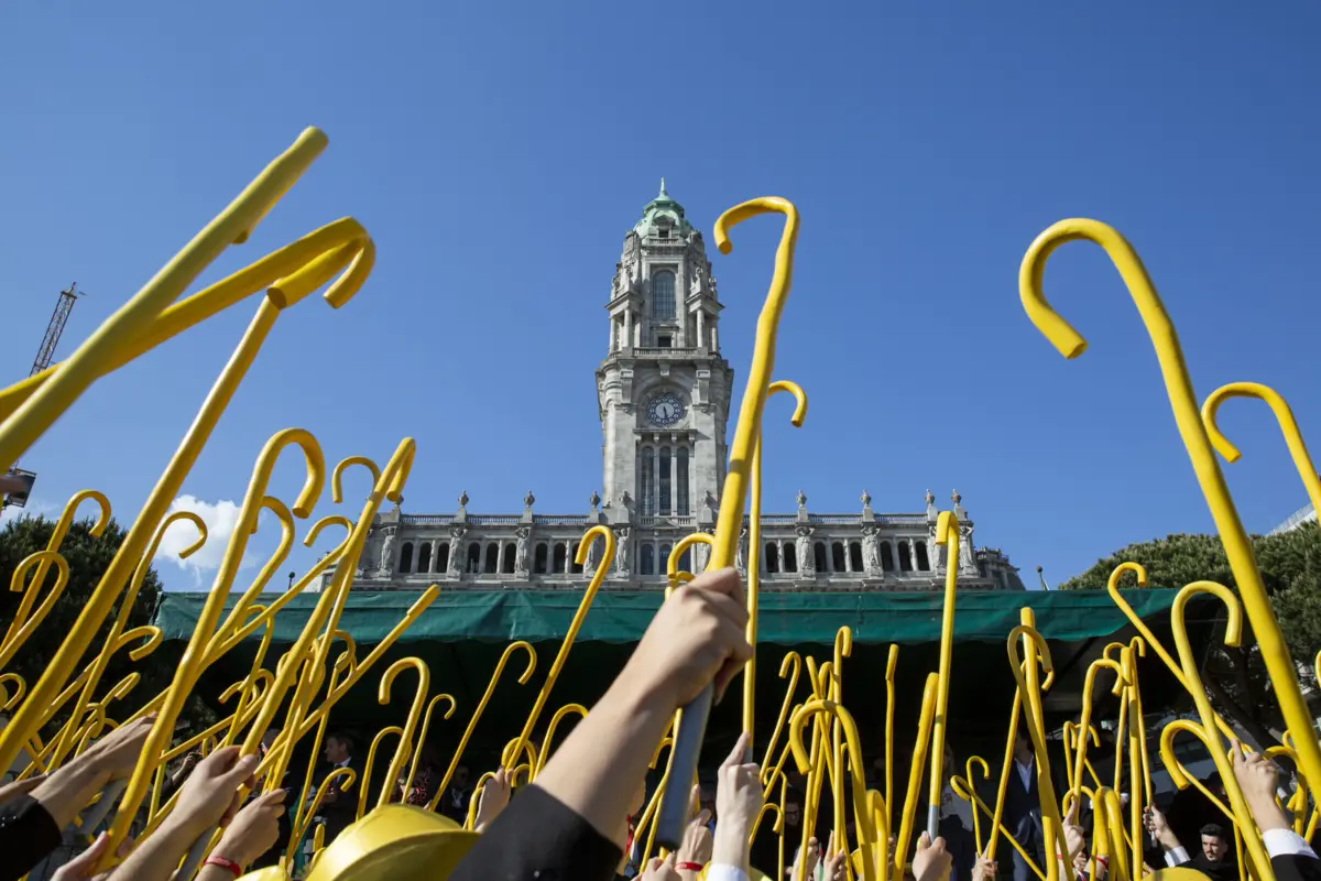 O objetivo dos municípios é que as condições financeiras não sejam barreira para tirar um curso