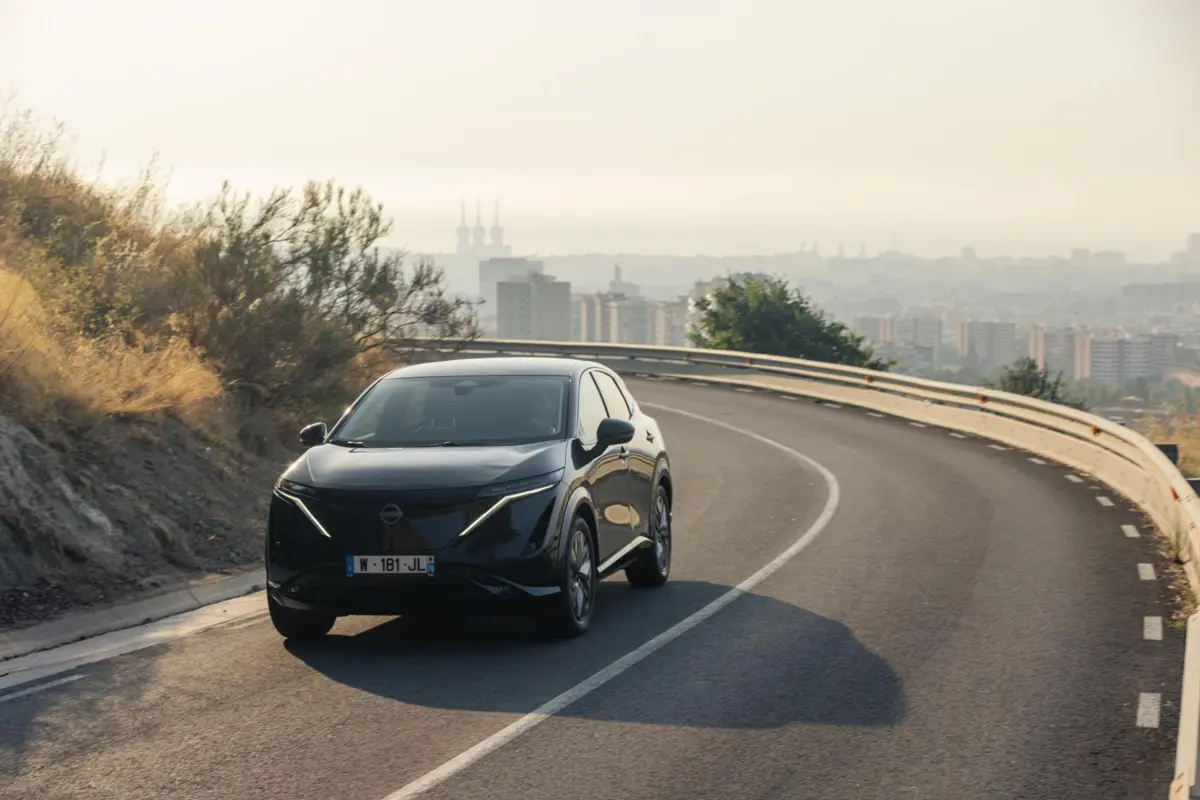 Painéis solares permitem ganhar até 22 quilómetros de autonomia por dia