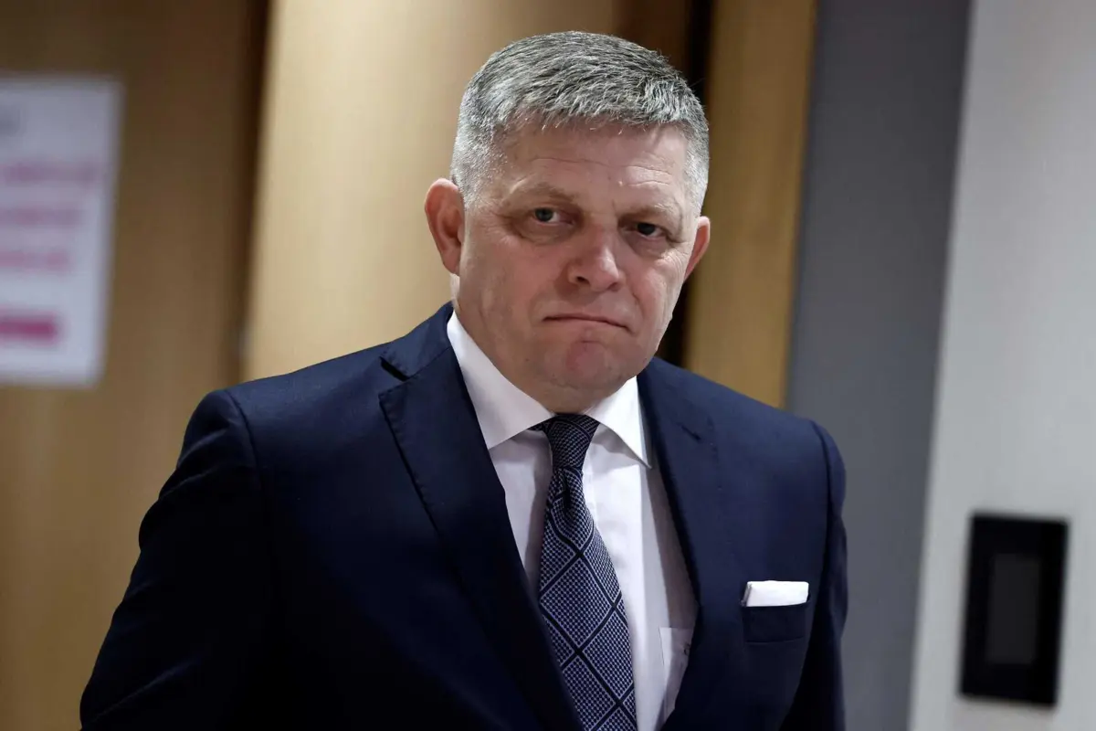 Primeiro-ministro Robert Fico pôs fim à ajuda militar a Kiev