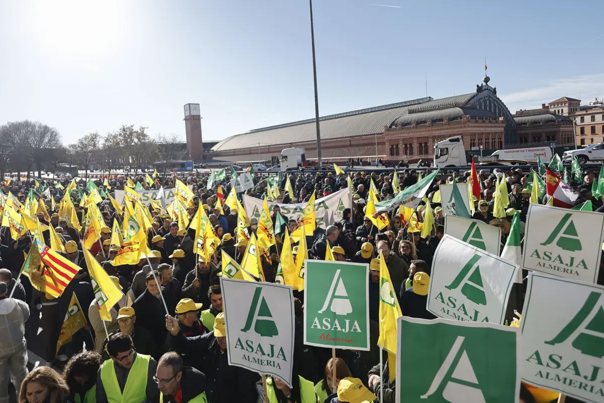 Protesto de agricultores em Madrid contra acordo do Mercosul