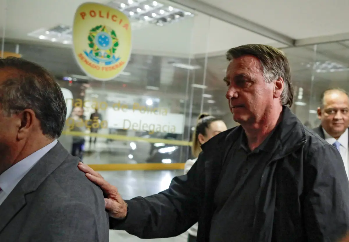 Jair Bolsonaro esta terça-feira, na chegada ao Senado