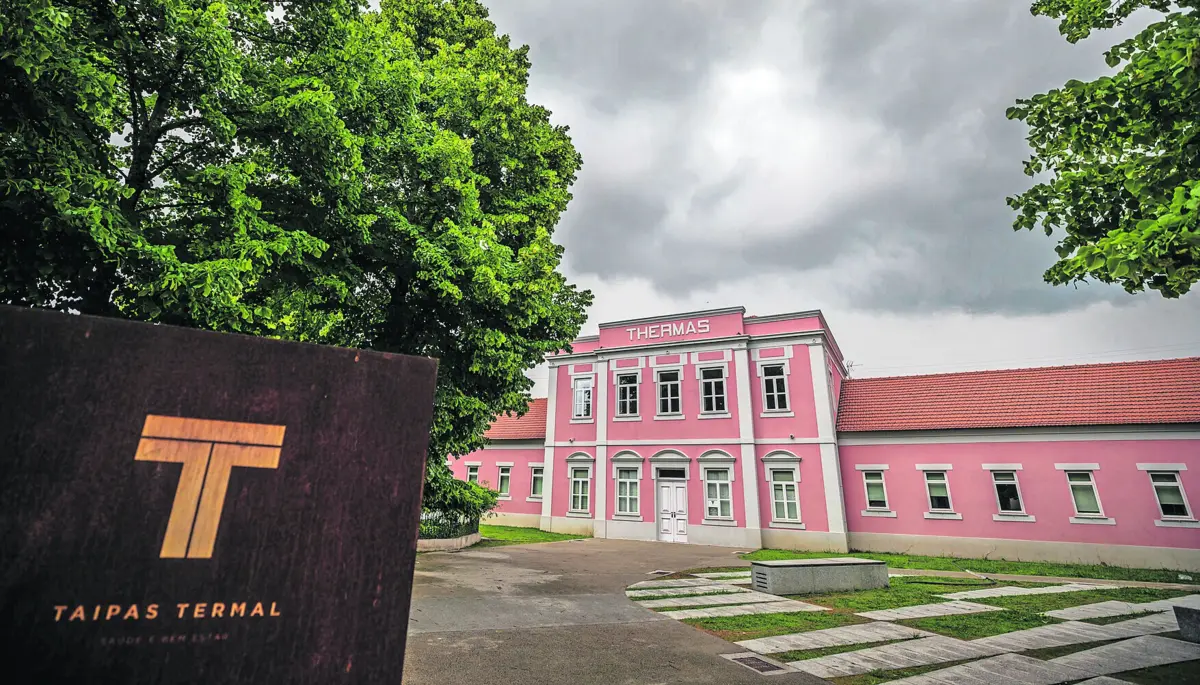 A Taipas Turitermas é detida em 95% pela Câmara de Guimarães e os restantes 5% pertencem a privados