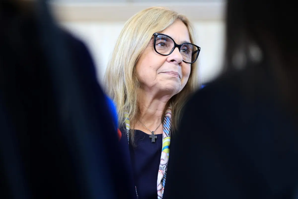 Imagem de contexto do artigo Serviço Nacional de Saúde ligado às máquinas