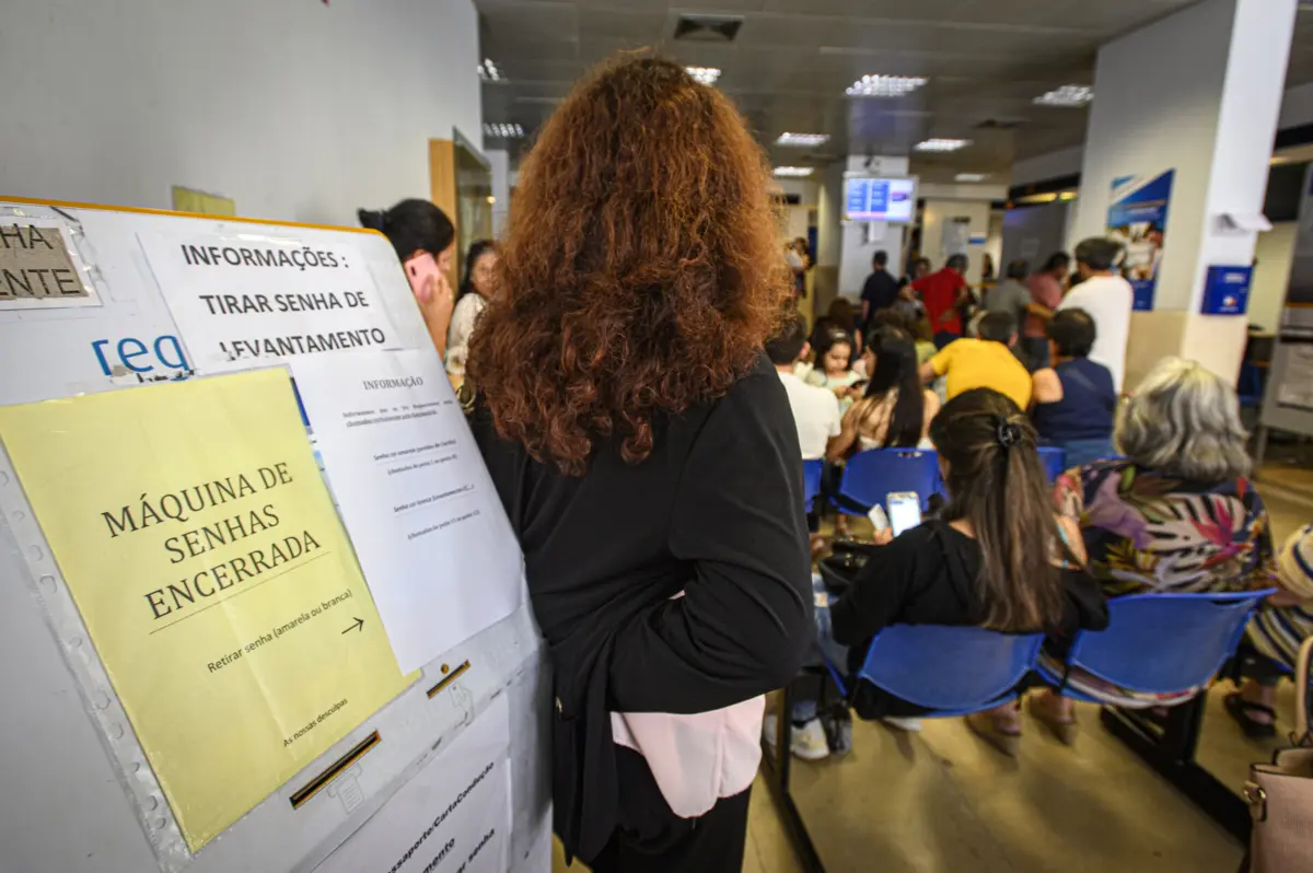 Sindicato denuncia "graves constrangimentos informáticos" nas conservatórias