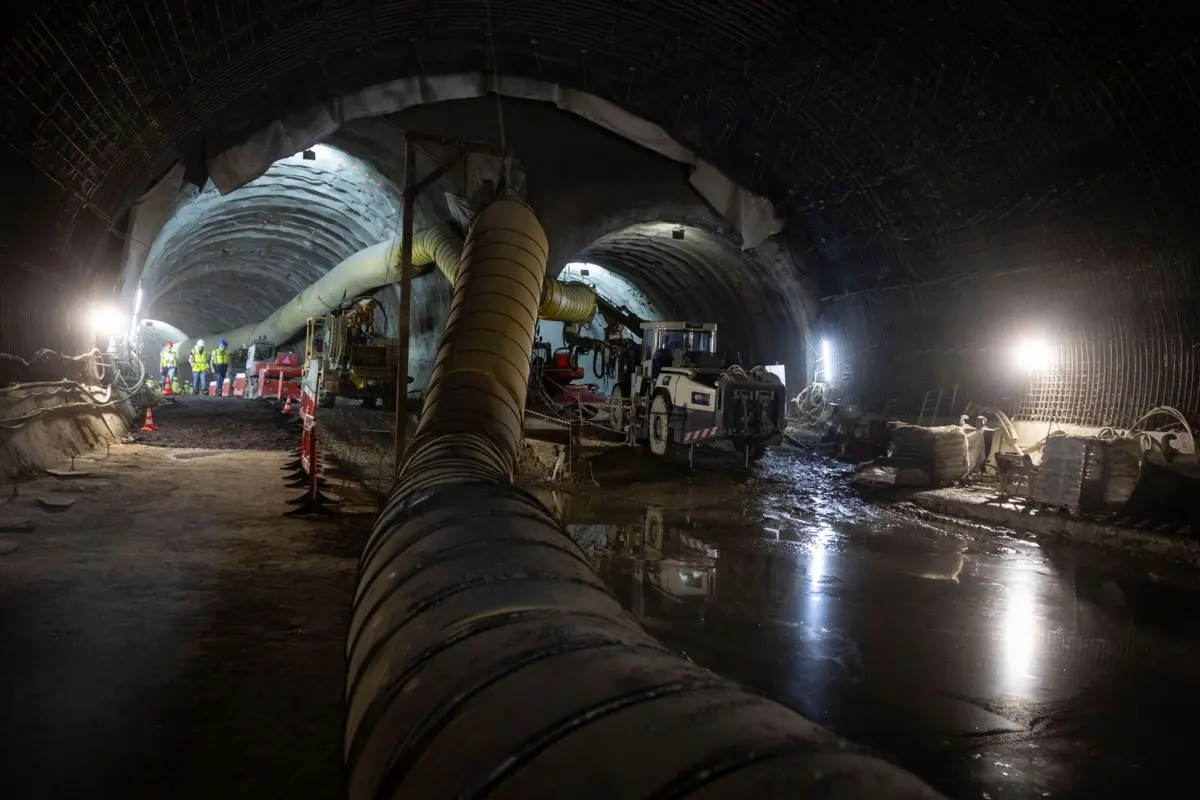 O despacho do Governo refere que serão adotadas "as medidas de minimização de impacte ambiental devidas, quer aos equipamentos quer às atividades a desenvolver"