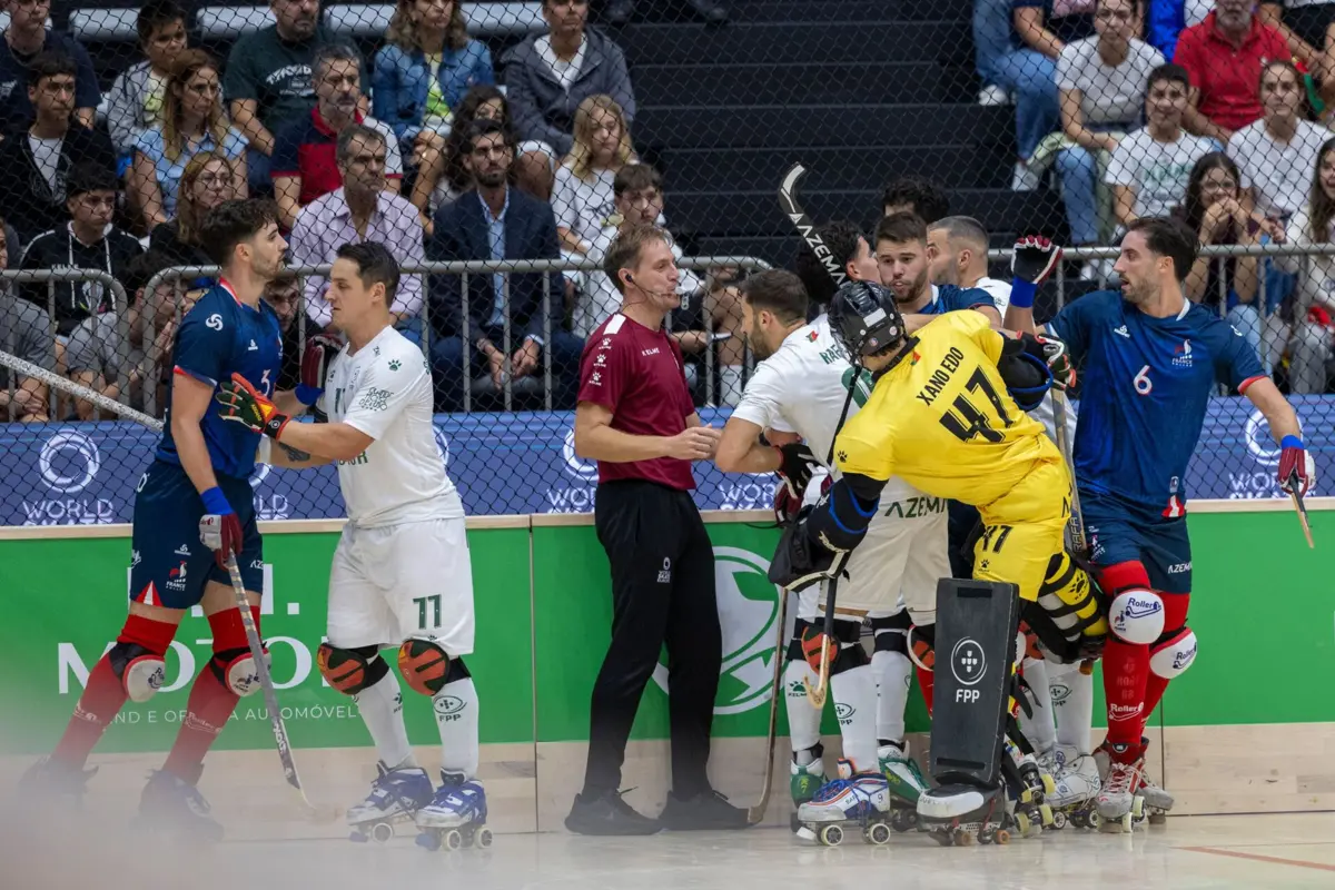 O momento da confusão entre portugueses e franceses na primeira parte