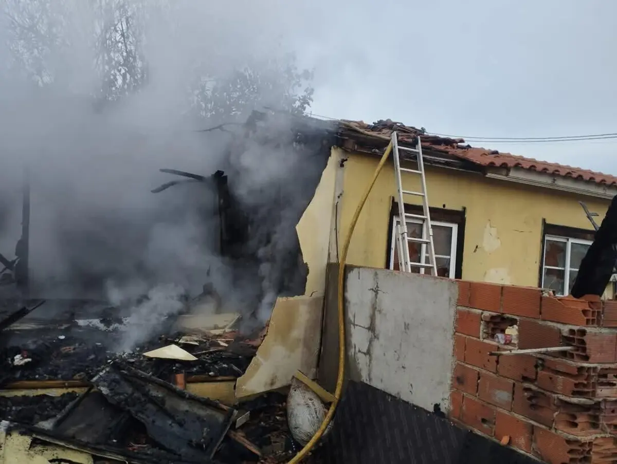 Incêndio está a ser investigado pela Polícia Judiciária