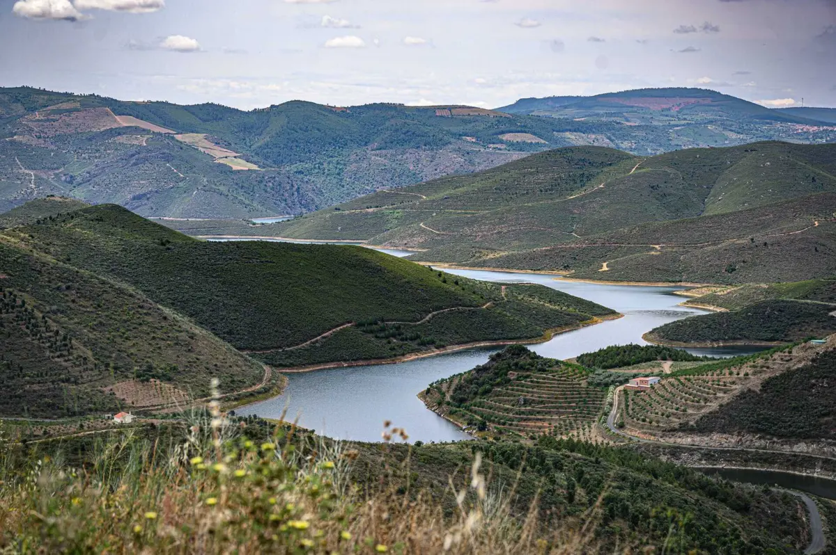 A Associação está a trabalhar com os interessados a partir do epicentro que é o território do Baixo Sabor