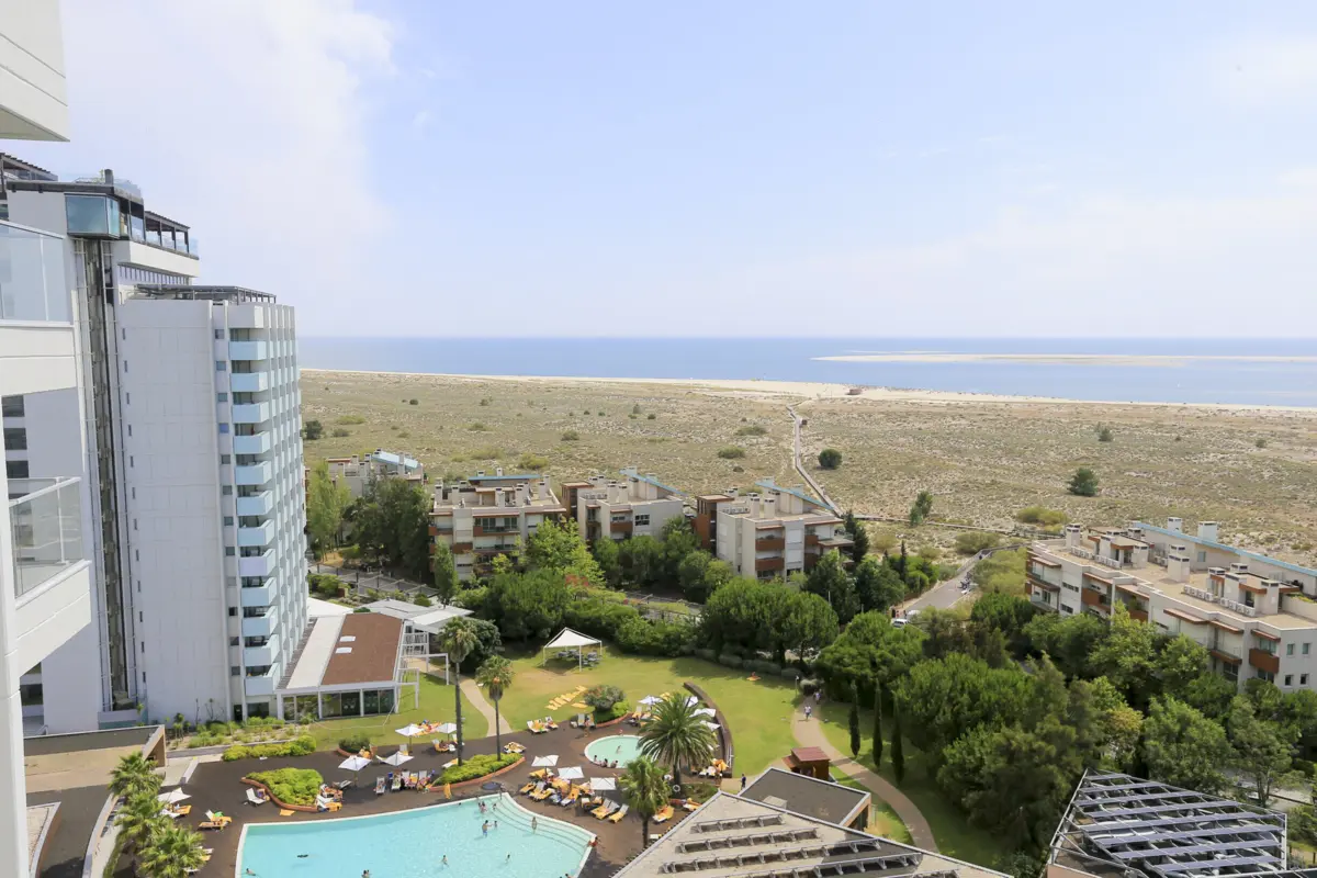 Empreendimentos condicionam acesso às praias