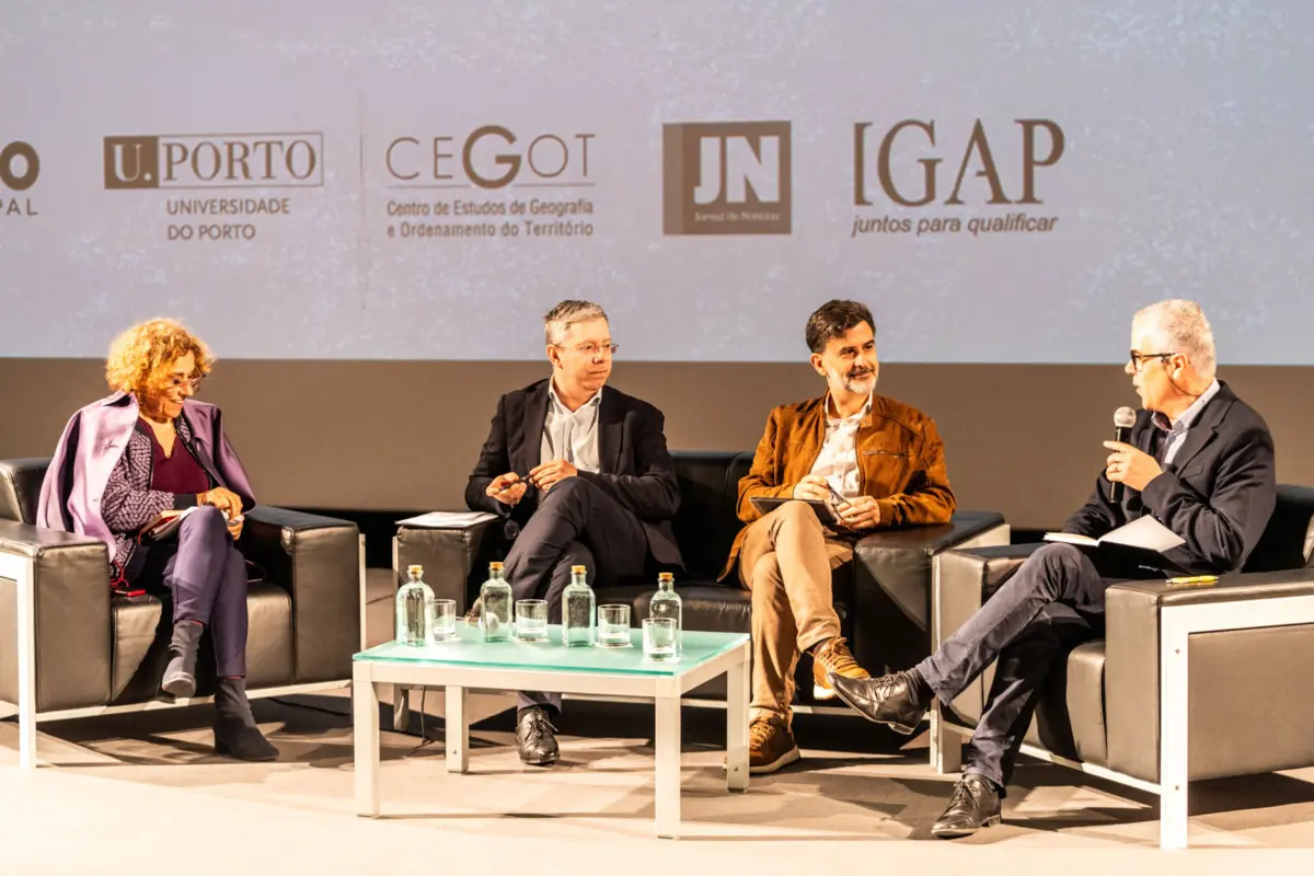 O impacto do turismo nas cidades foi um dos aspetos abordados na Conferência que termina nesta quinta-feira, em Espinho