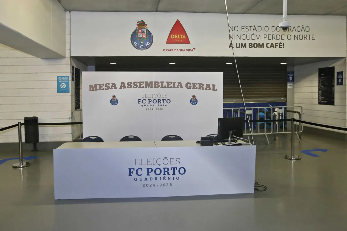 Eleições realizam-se no Estádio do Dragão