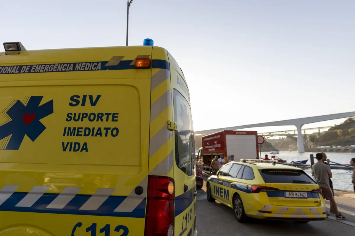Bombeiros e INEM estiveram no local com 16 elementos mas não foi possível ainda encontrar Francisco Queta