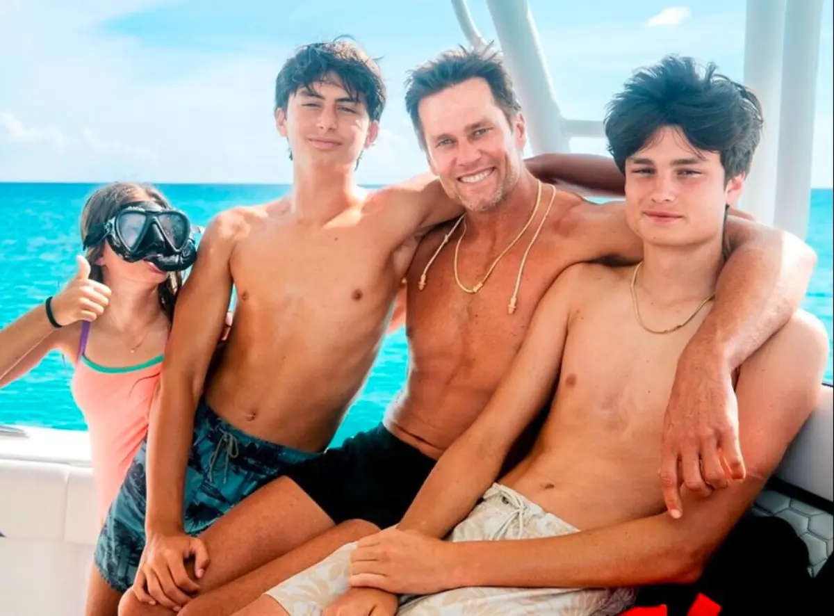 Tom Brady é pai de Jack, da relação com Bridget Moynahan, Benjamin e Vivian, em comum com Gisele Bündchen