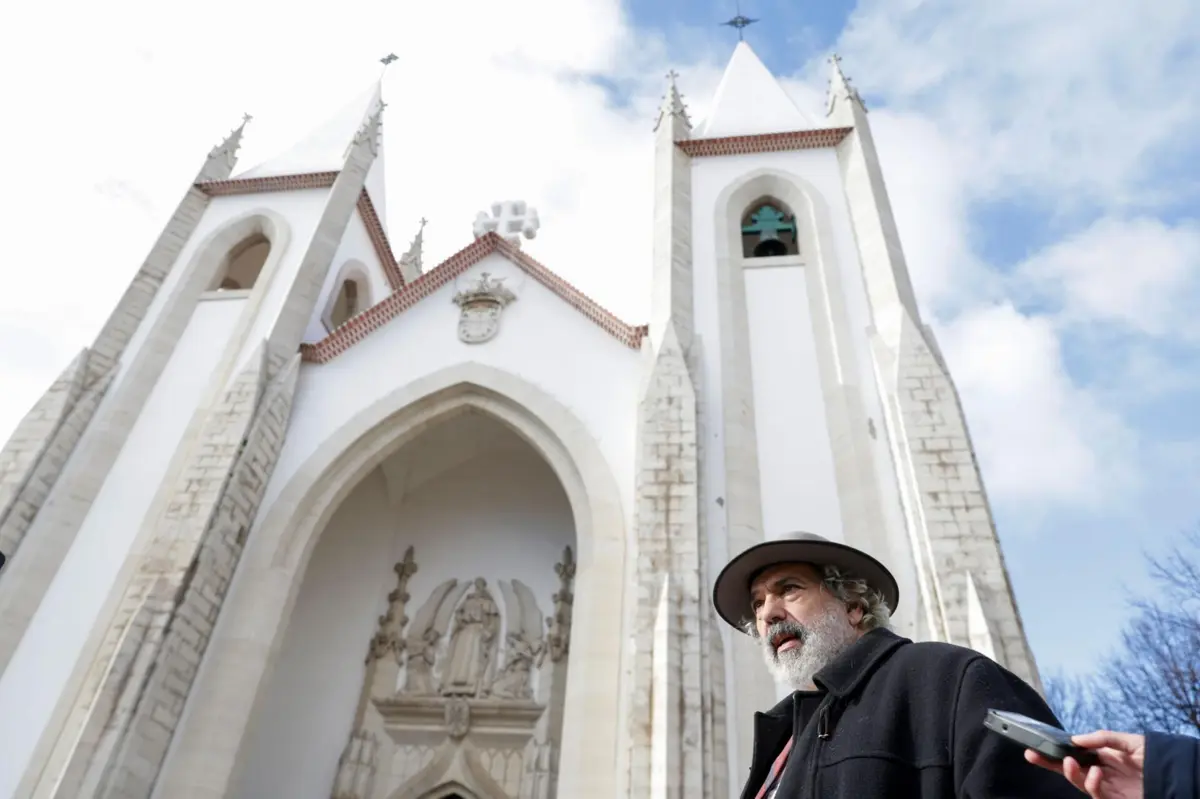 Manuel João Vieira apoia Seguro na segunda volta