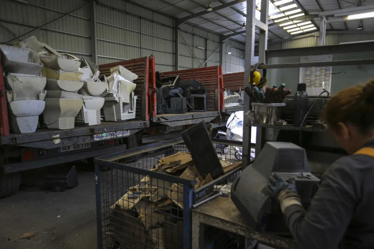 Imagem de contexto do artigo Incêndio atinge empresa Interecycling em Tondela