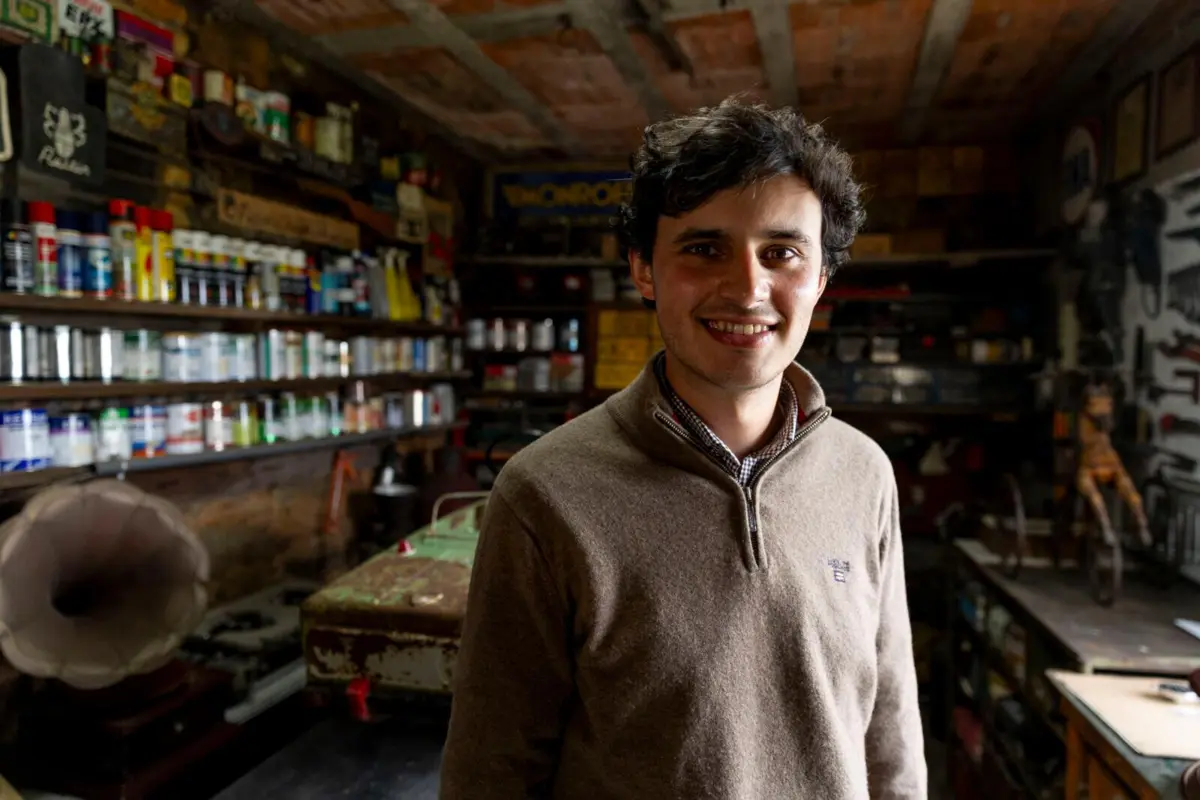 Imagem de contexto do artigo Há uma nova geração a restaurar antiguidades