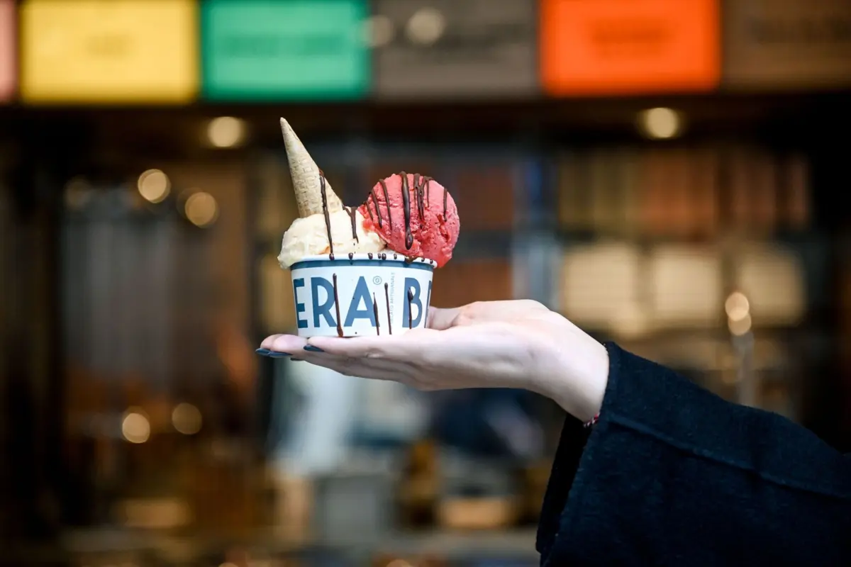 Em copo ou em cone, há mais de 25 sabores diários na Brera.