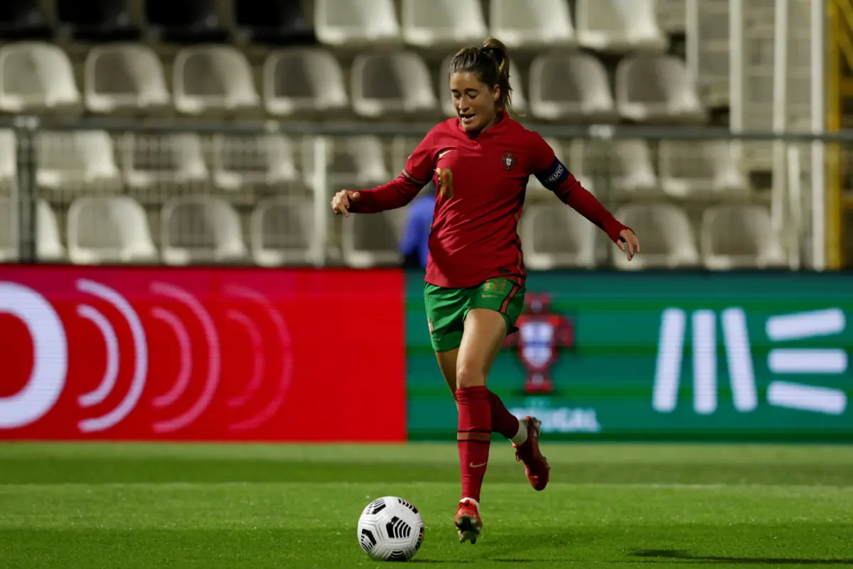 Carolina Mendes não desiste dos oitavos de final