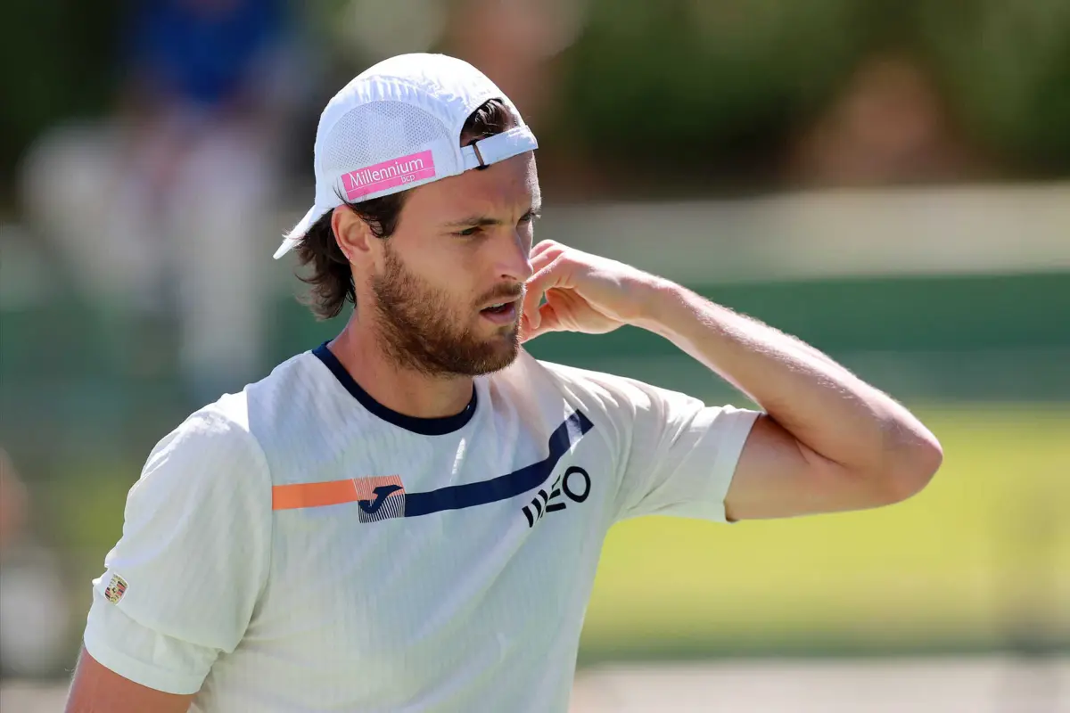 João Sousa está atualmente no 269.º lugar da hierarquia mundial