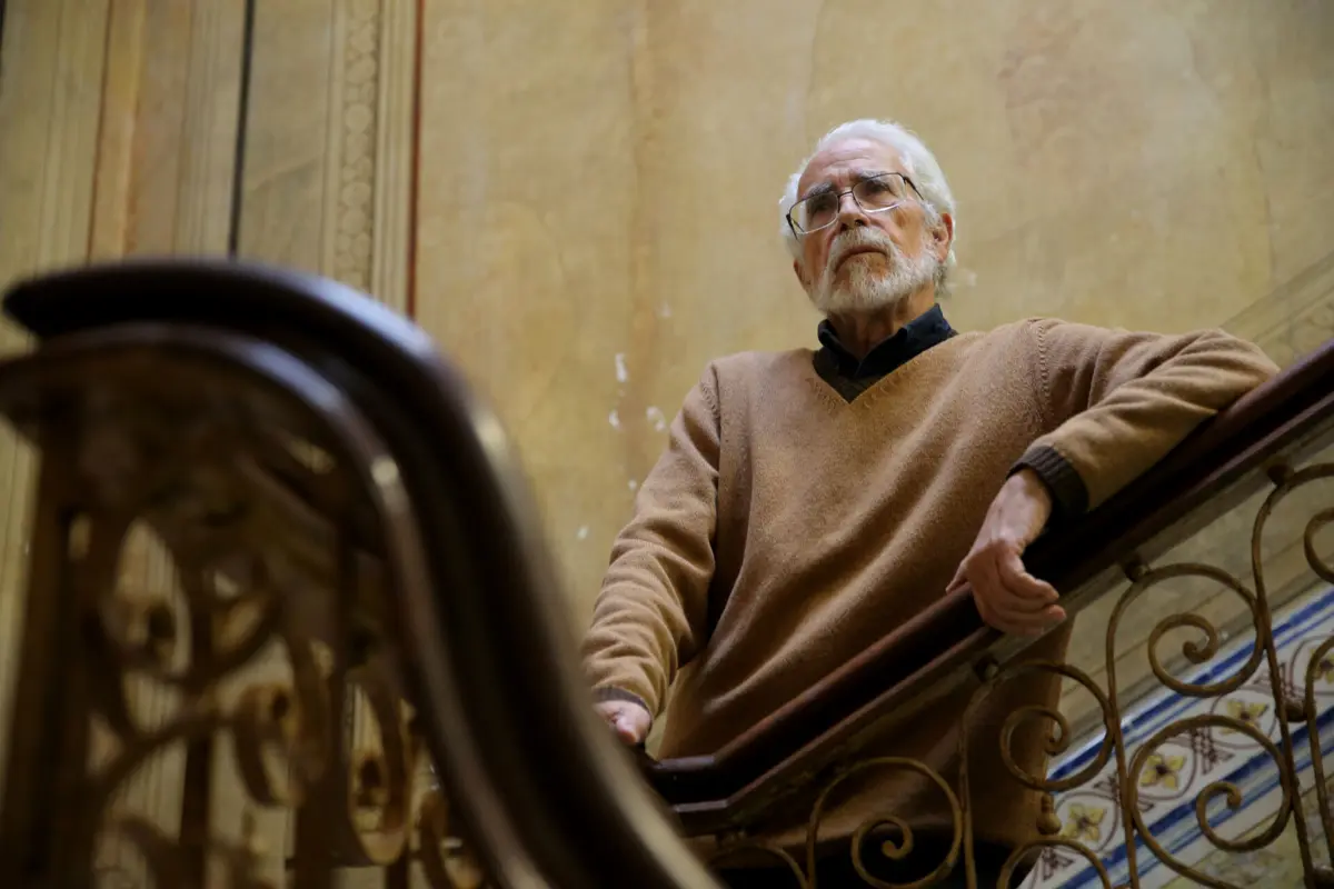 Fortemente infuenciado pela literatura alemã, oão Barrento publica regularmente desde 1978