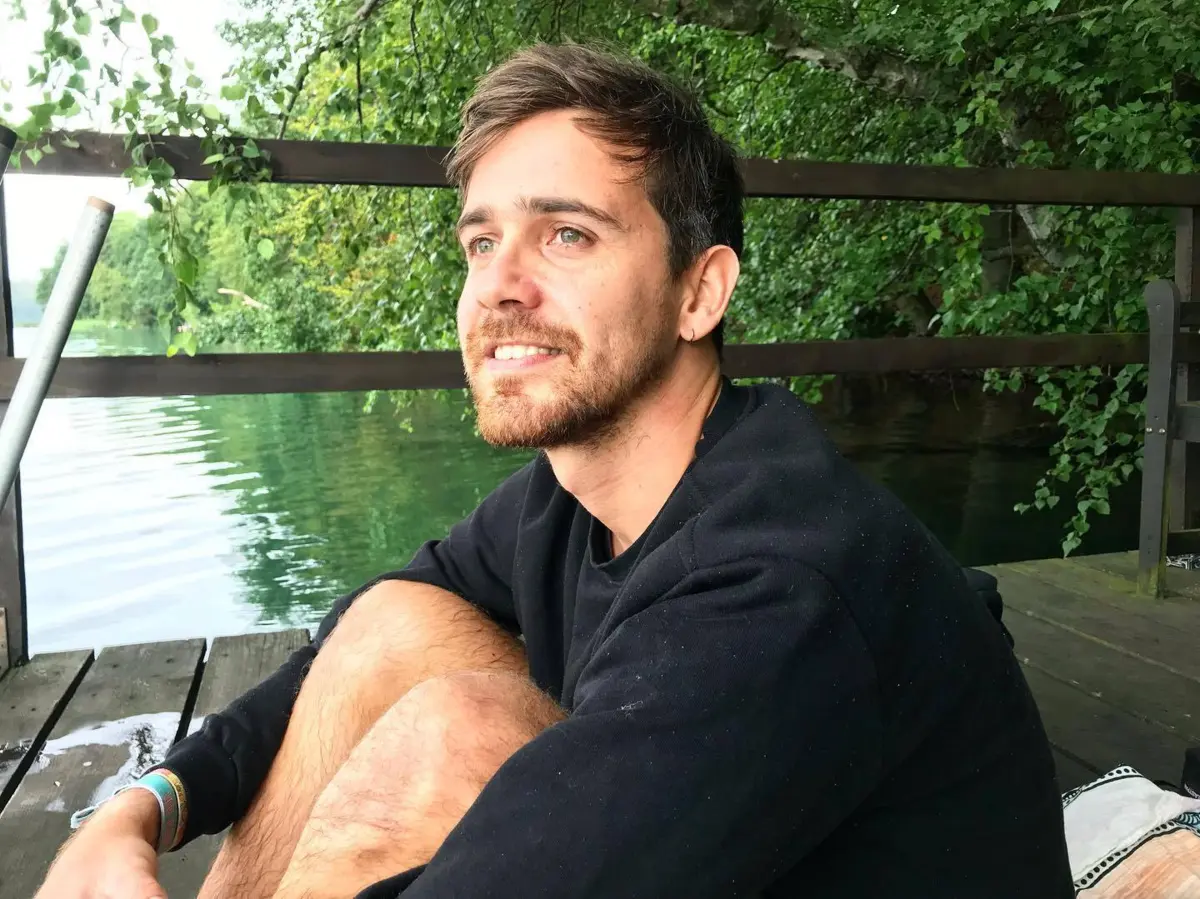 Diogo Chaves juntou-se à iniciativa humanitária por recusar ficar "indiferente" perante "tanto sofrimento"