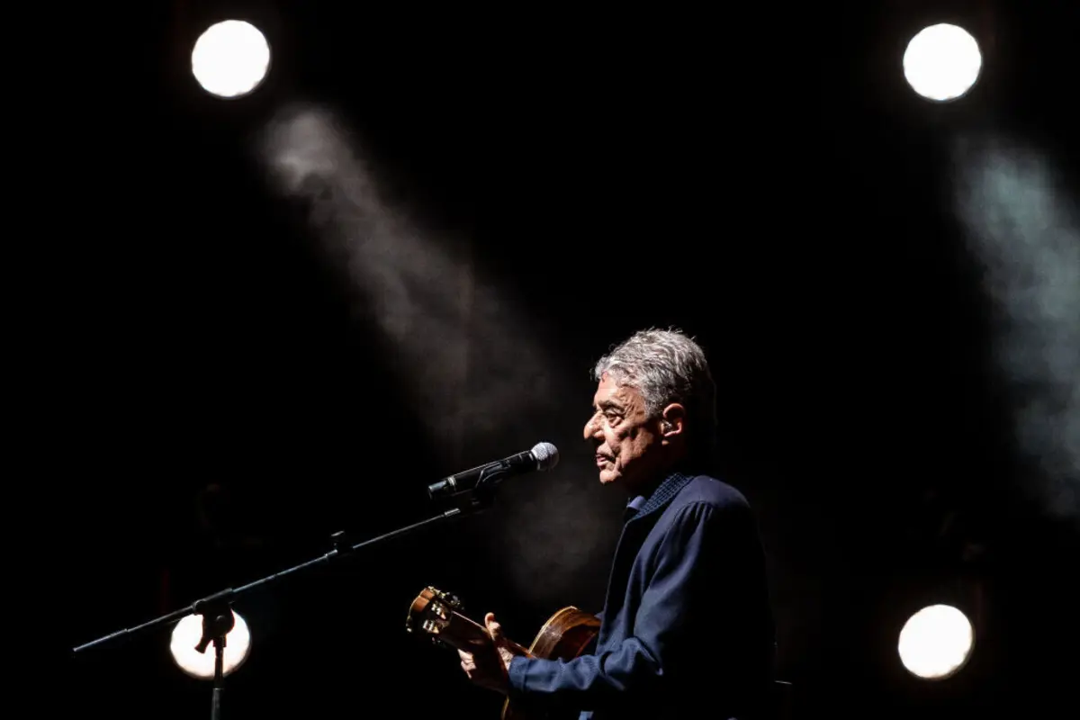 O célebre intérprete brasileiro não tinha qualquer sintoma da doença, que foi identificada num check-up de rotina