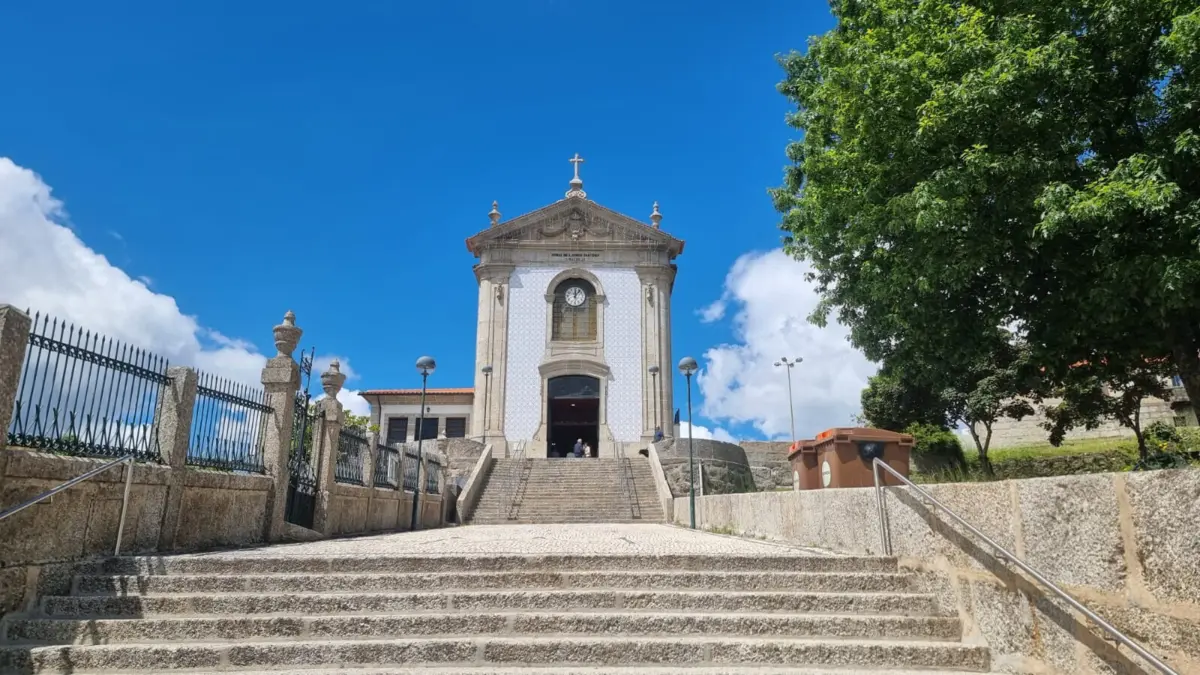 Eucaristia na Nespereira foi dirigida por outro padre